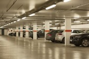 地下車庫除濕機，保持地庫干燥無憂